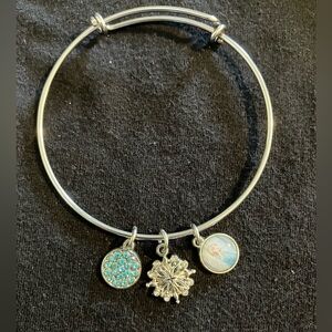 Disney Silver Frozen Elsa Charm Bracelet with Snowflake and Blue Crystals